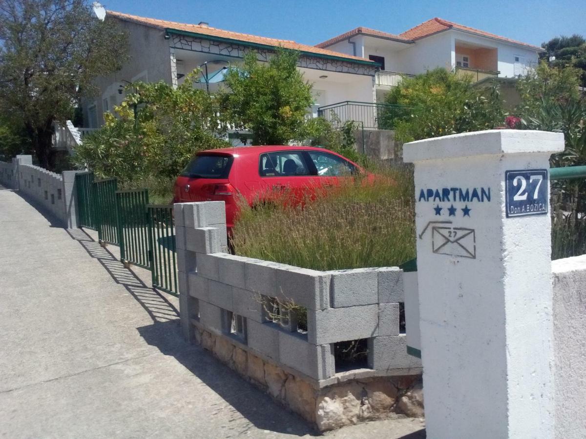 Apartman "Tatjana" Jezera Eksteriør bilde